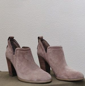 Vince Camuto Francia Suede Ankle Heel